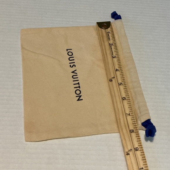 Authentic Louis Vuitton Cream empty bag with Blue Accents - Picture 2 of 7